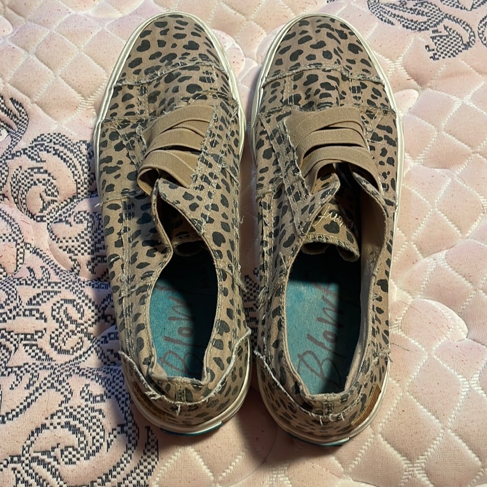 Blowfish leopard print shoes